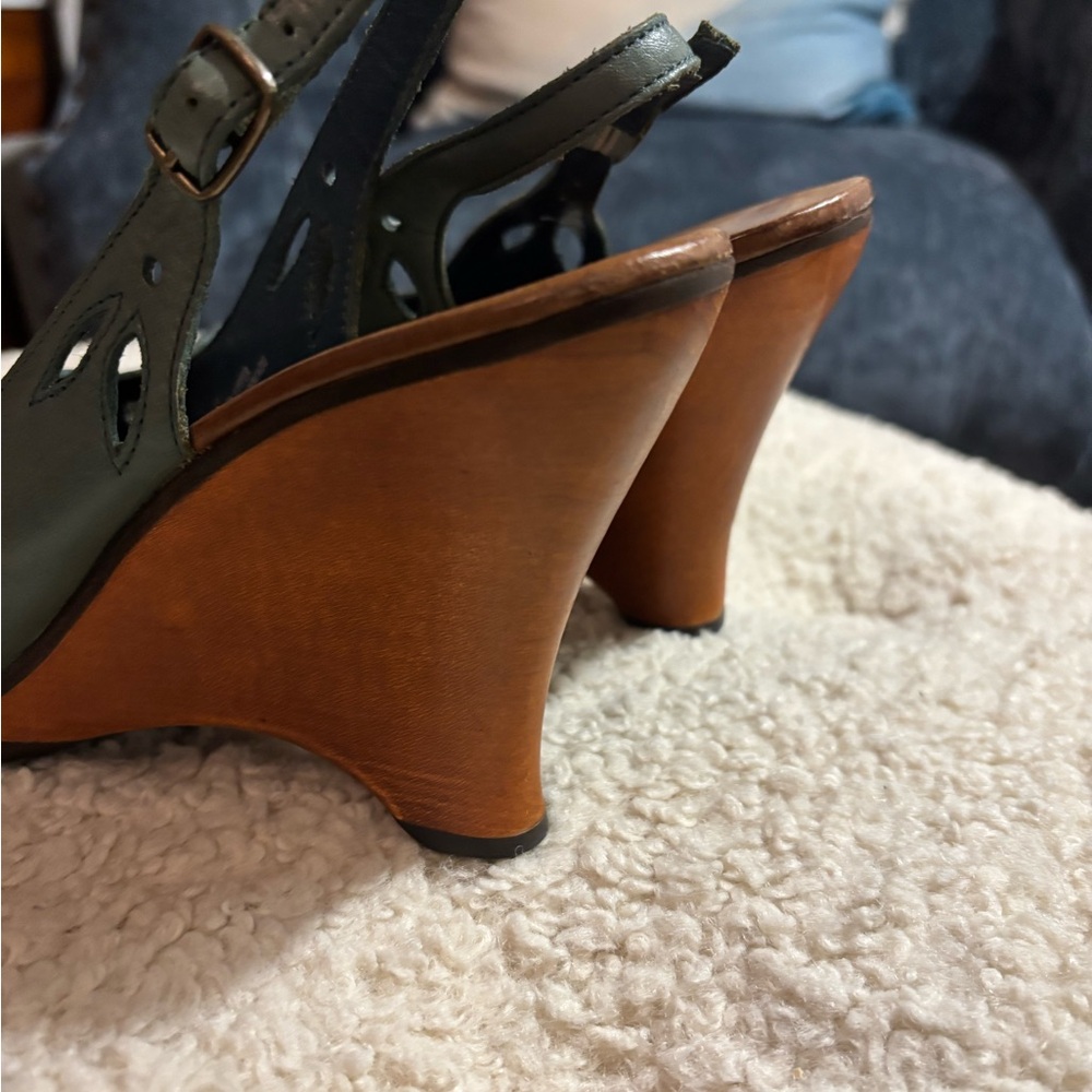 Kenzie Sandal Heels GORGEOUS SISE 7M 
Leather no flaws!! - Picture 5 of 8